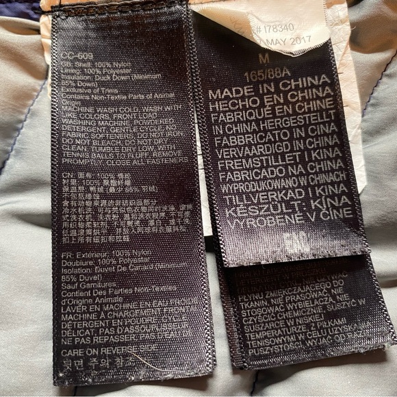 Marmot Women’s Down Jacket Size Medium - Picture 8 of 9